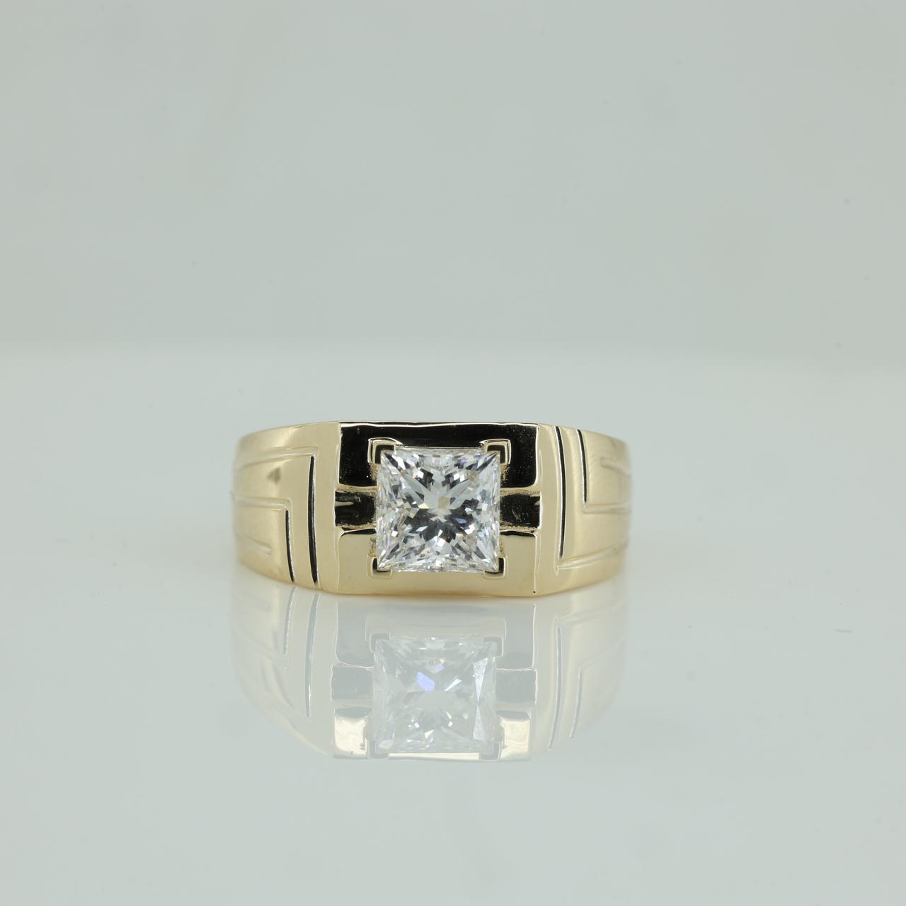 Yellow gold princess-cut diamond men's ring