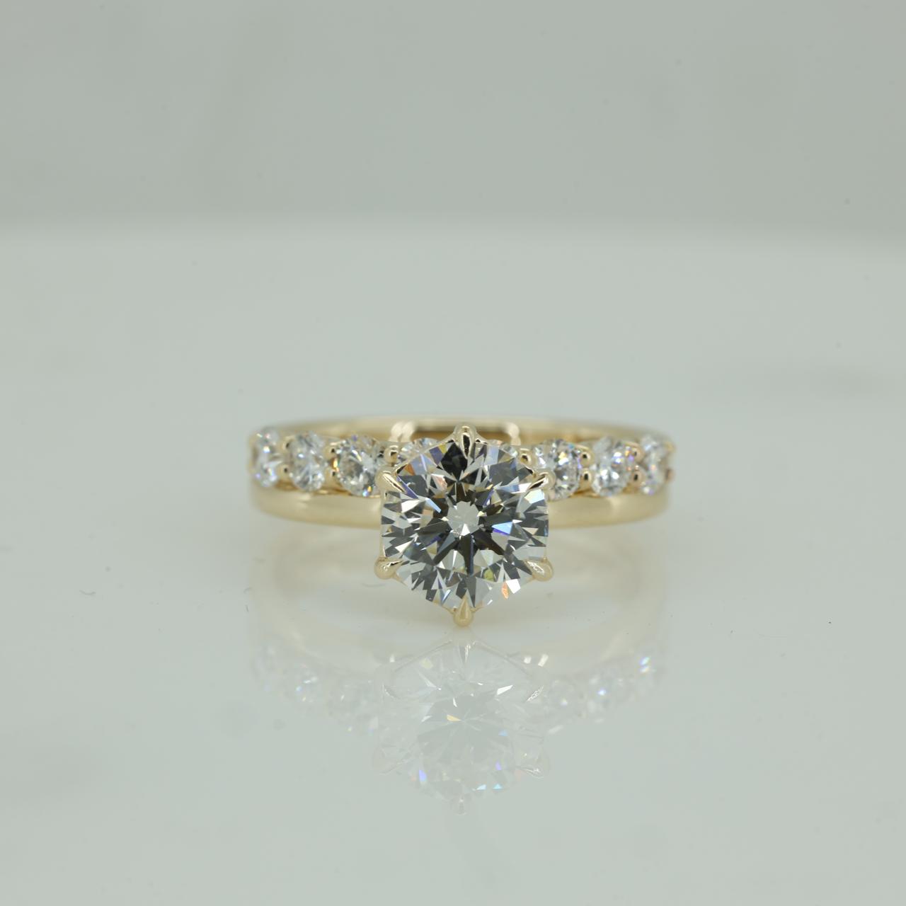 Ladies ring design